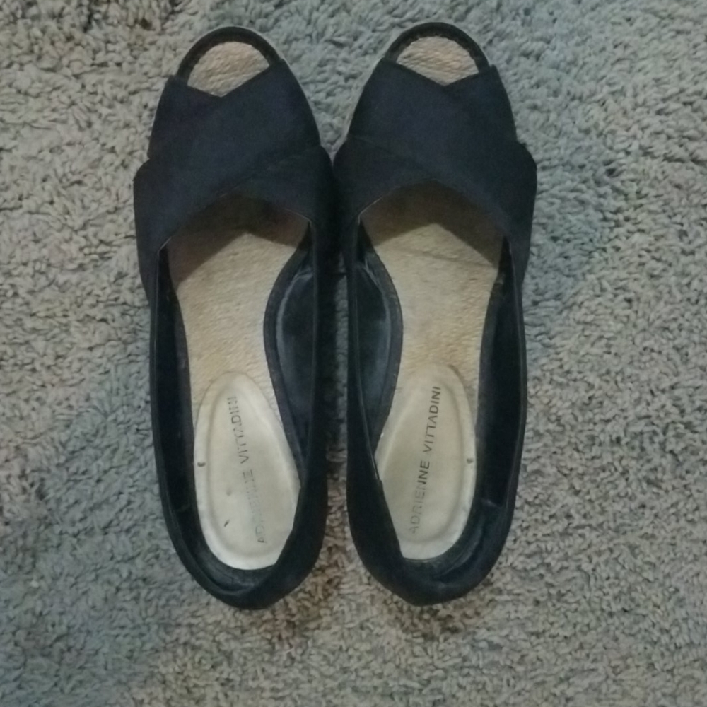 Silky Blk peep toe!!